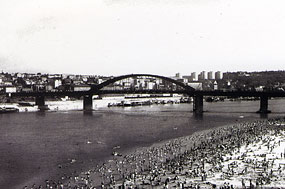 1963